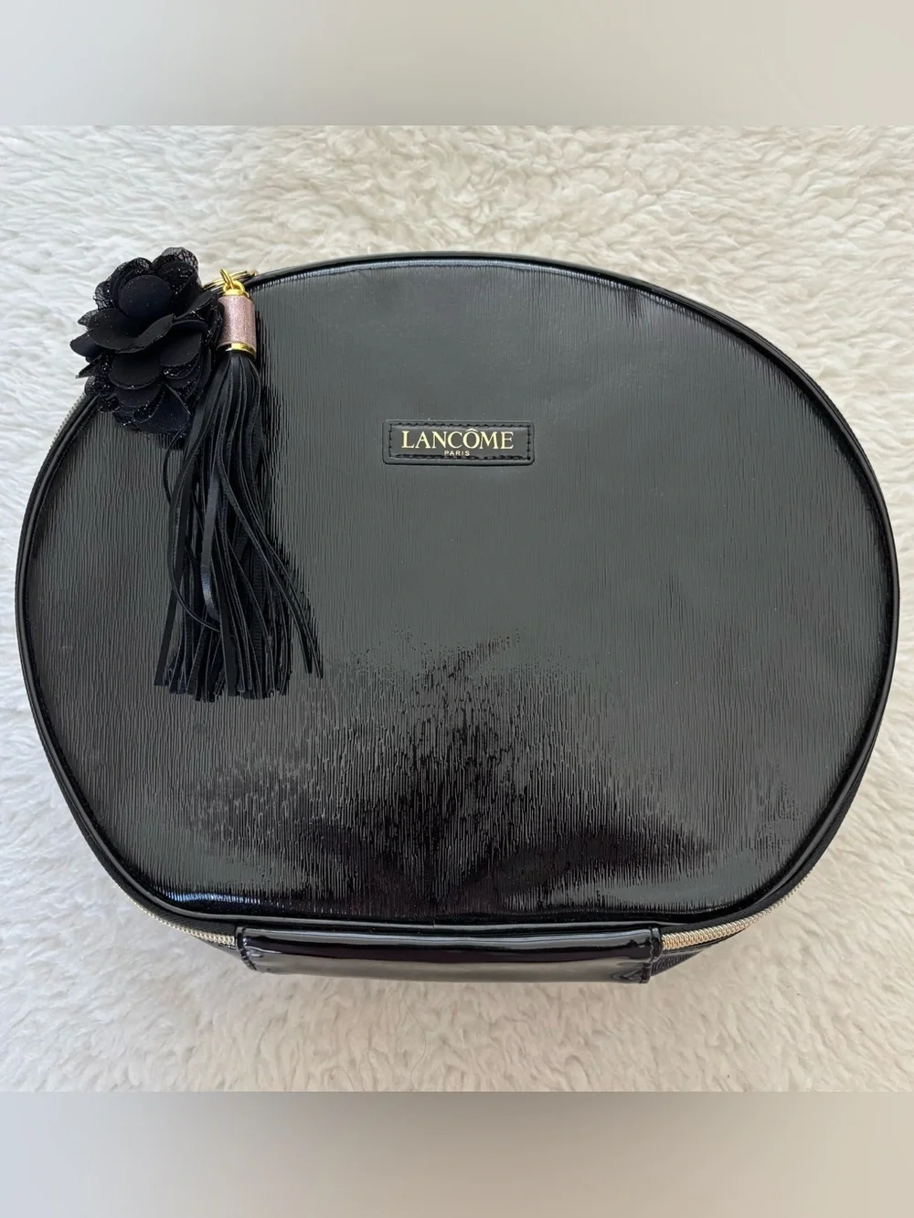 Lanncome Faux Black Patent Cosmetic Case with Tassel Travel Bag